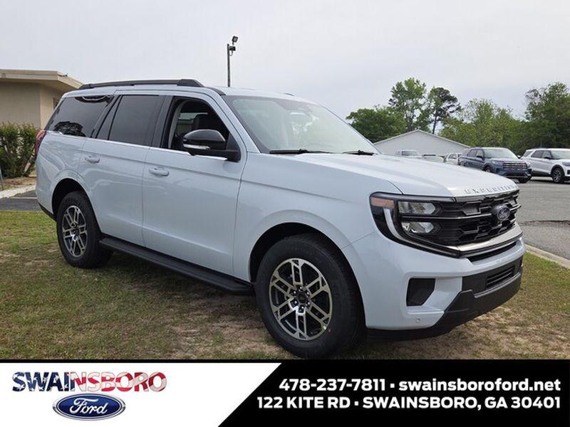New 2026 Ford Expedition Active
