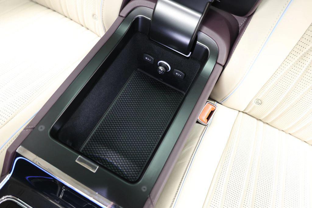 صورة مصغرة 79 لـ 2022 Bentley FLYING SPUR V8