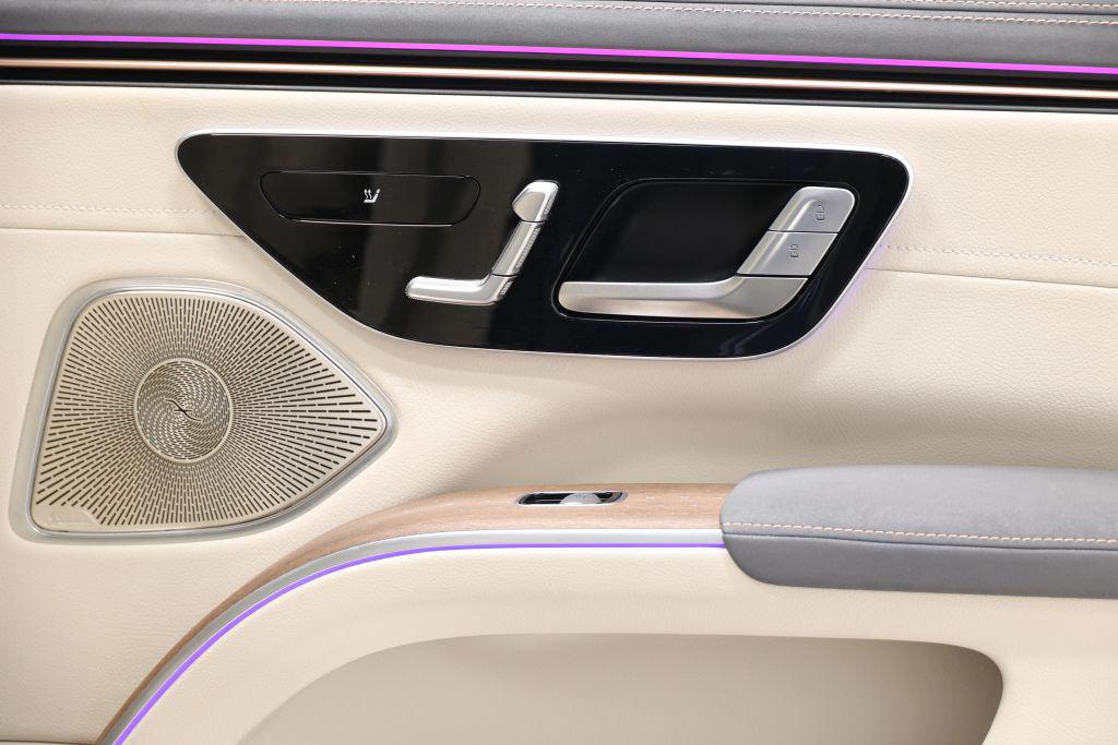 صورة مصغرة 66 لـ 2023 Mercedes-BENZ EQS