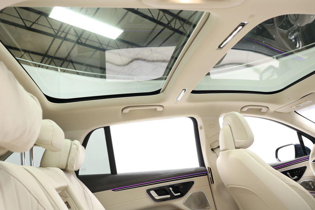 صورة مصغرة 76 لـ 2023 Mercedes-BENZ EQS