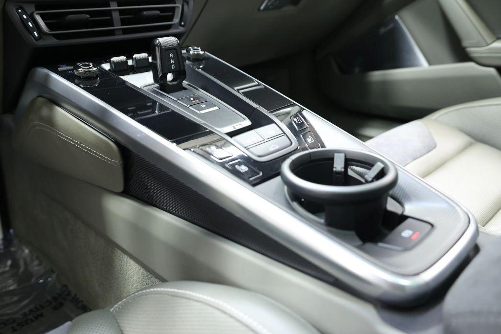 2020 Porsche 911 CARRERA 4S 照片 48