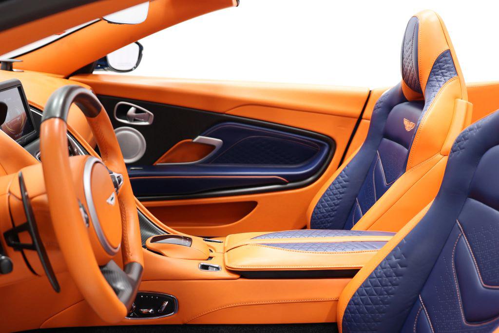 2022 Aston Martin DBS SUPERLEGGERA VOLANTE — миниатюра 24