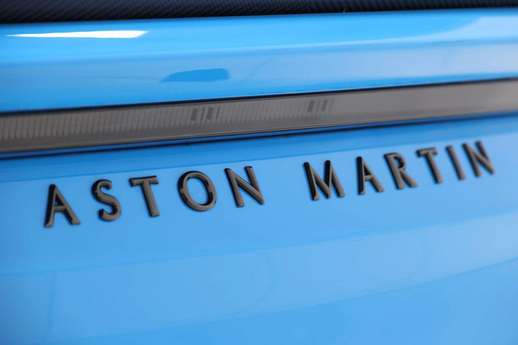2022 Aston Martin DBS SUPERLEGGERA VOLANTE — миниатюра 83