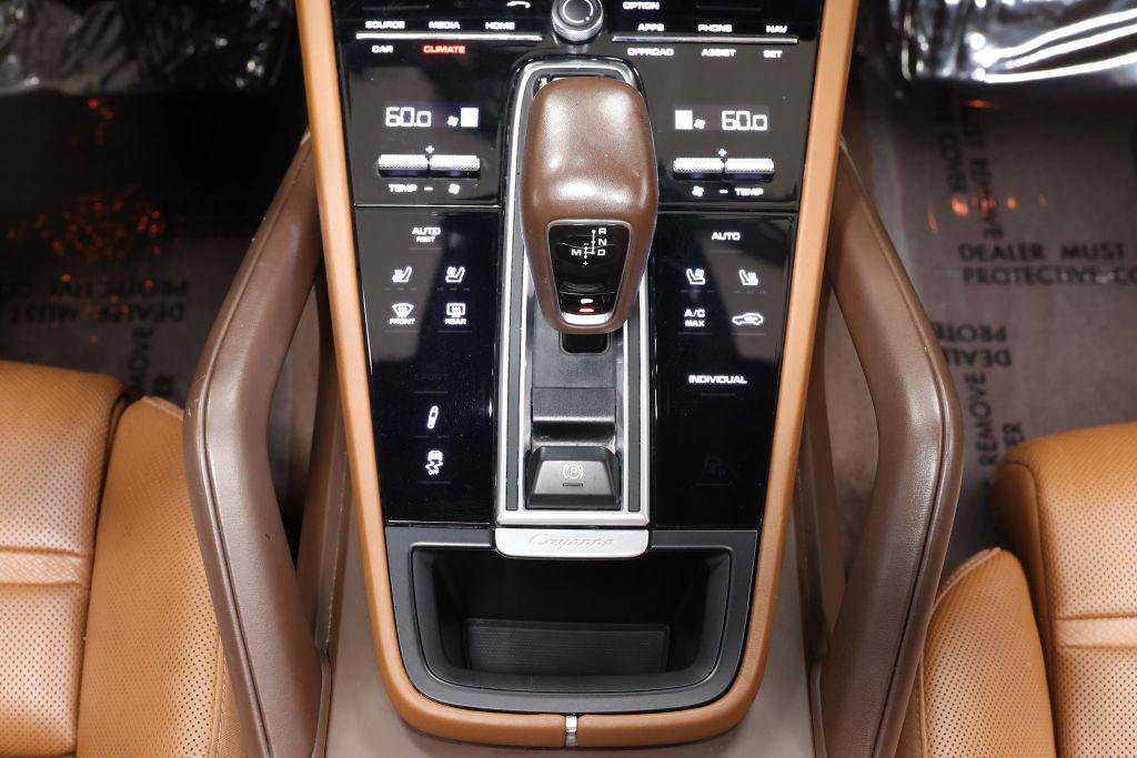 2023 Porsche CAYENNE CAYENNE E-HYBRID PLATINUM EDITION 照片 36