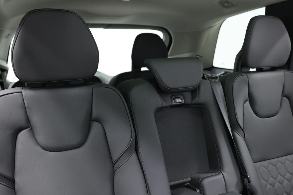 2025 Volvo XC90 B6 CORE — миниатюра 80