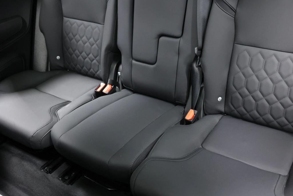 2025 Volvo XC90 B6 CORE — миниатюра 53