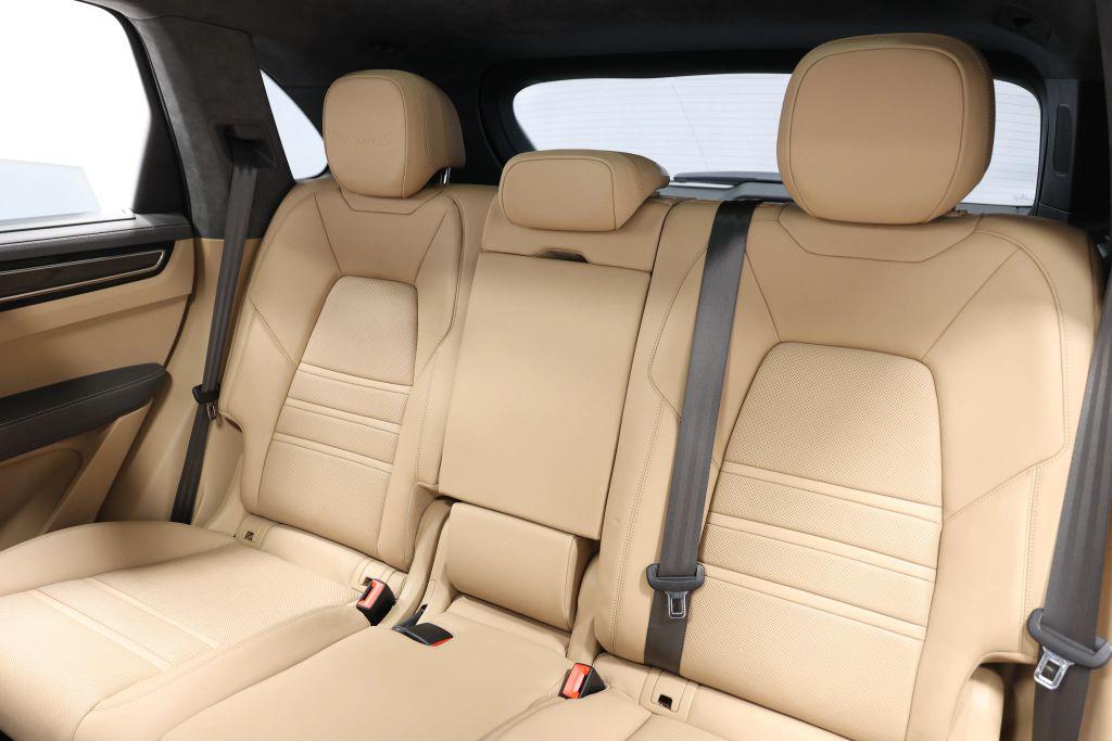 2021 Porsche CAYENNE CAYENNE TURBO S E-HYBRID 照片 3