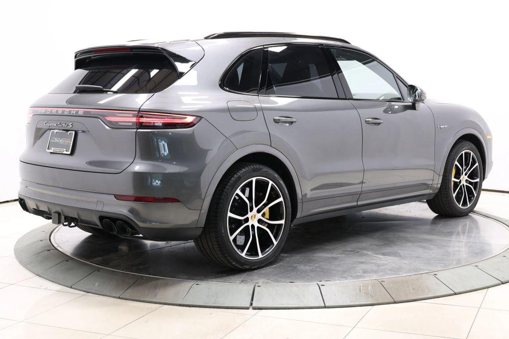 2021 Porsche CAYENNE CAYENNE TURBO S E-HYBRID 照片 4