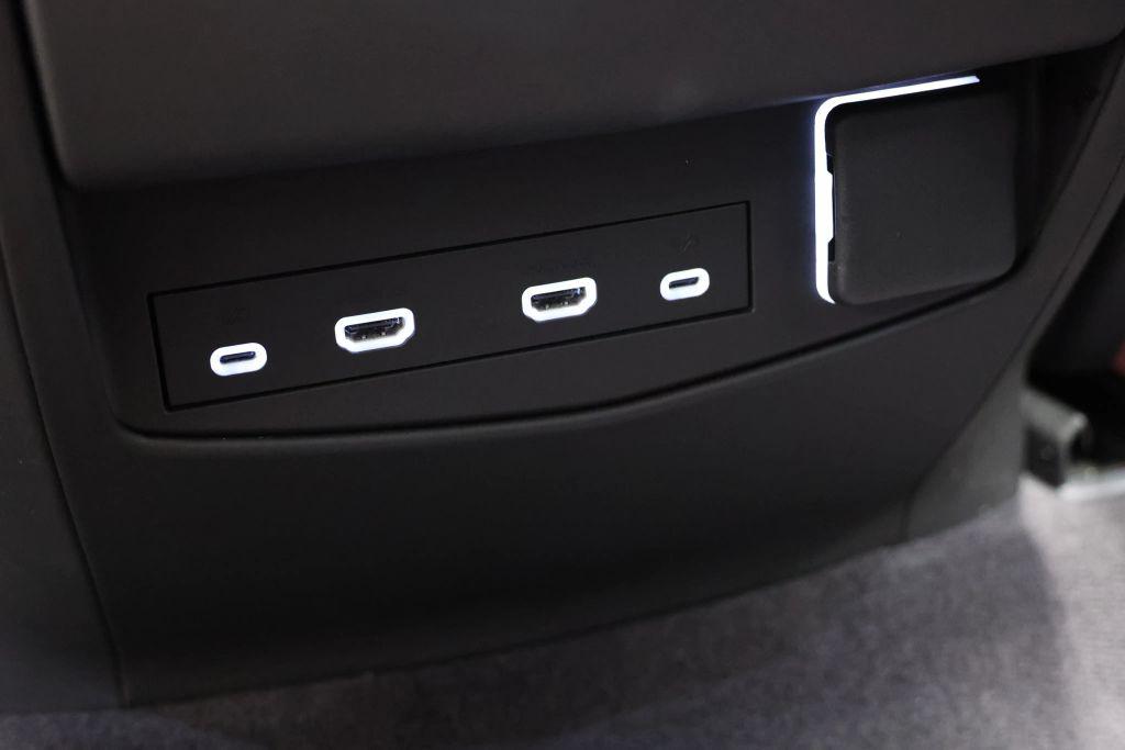 2023 Cadillac ESCALADE SPORT PLATINUM — миниатюра 82