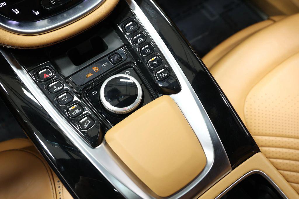 2021 Aston Martin DBX SPORT UTILITY 4D — миниатюра 42