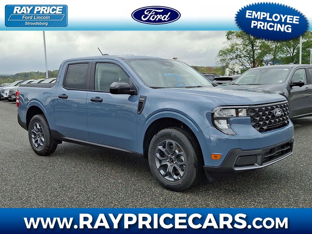 New 2025 Ford Maverick XLT