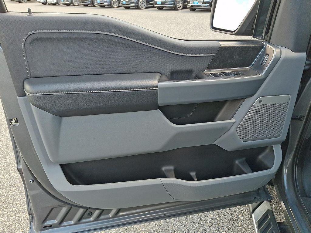 صورة مصغرة 13 لـ 2022 FORD F-150 XLT