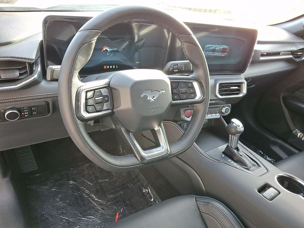 صورة 7 لـ 2026 FORD MUSTANG ECOBOOST PREMIUM