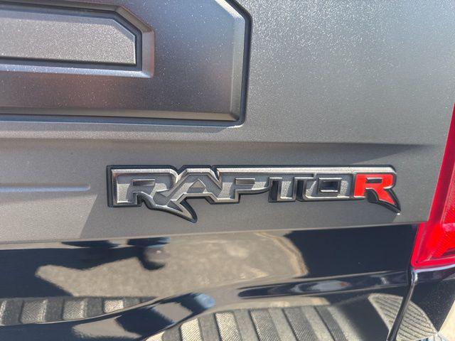 FORD F-150 RAPTOR - 9
