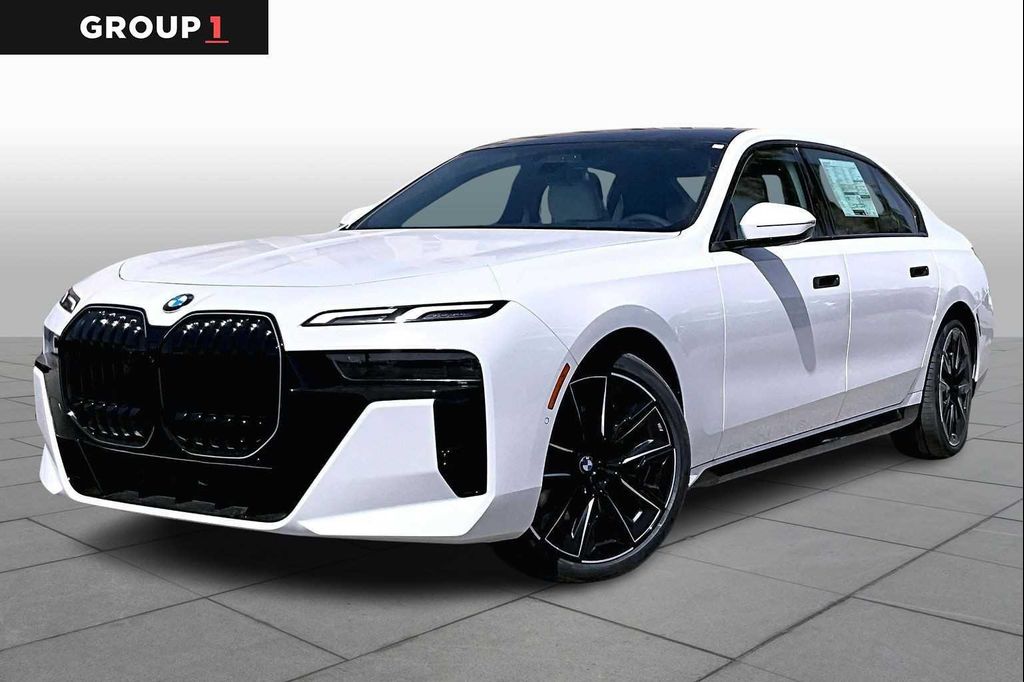 New 2026 BMW 760 xDrive