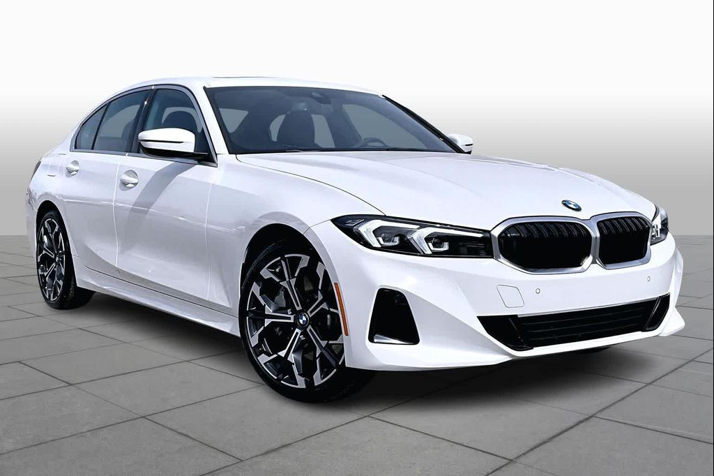 صورة 2 لـ 2026 BMW 330 NA