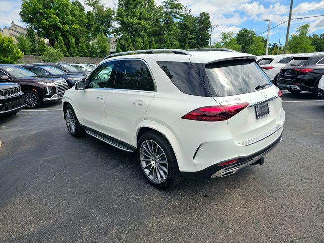 2026 Mercedes-BENZ GLE — миниатюра 11