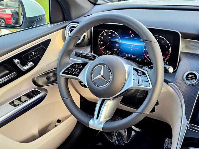 صورة مصغرة 26 لـ 2026 Mercedes-BENZ GLC