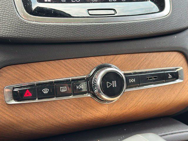 2023 Volvo XC90 B6 PLUS 7-SEATER — миниатюра 26