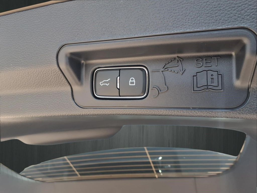 صورة مصغرة 24 لـ 2026 FORD EXPLORER ST-LINE