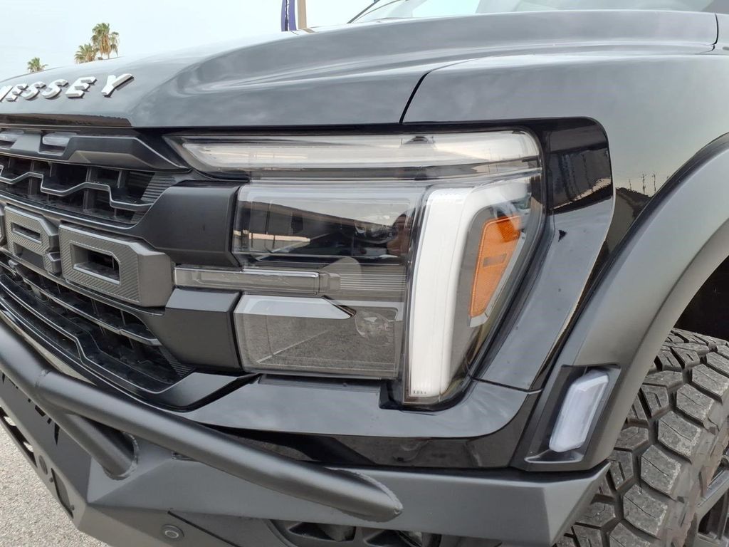 2026 FORD F-150 RAPTOR 缩略图 15