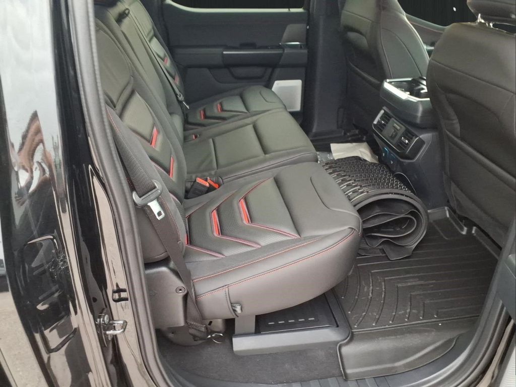2026 FORD F-150 RAPTOR 缩略图 20