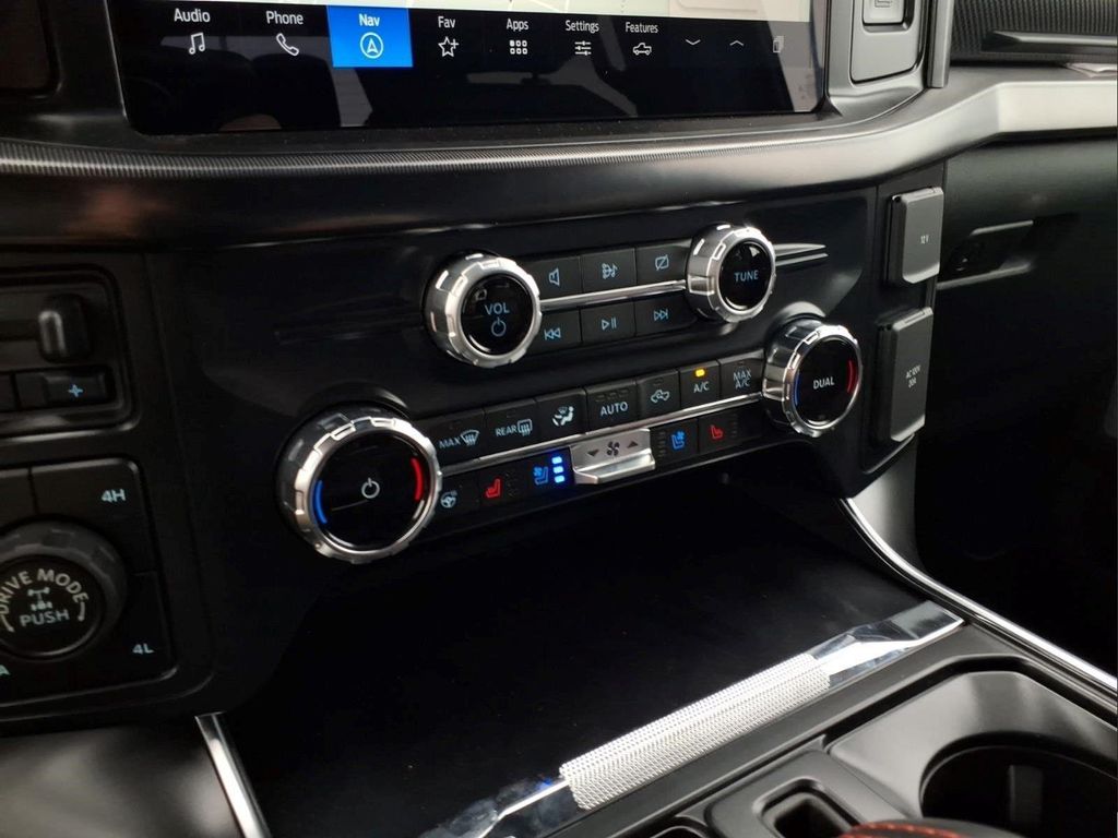 2026 FORD F-150 RAPTOR 缩略图 26