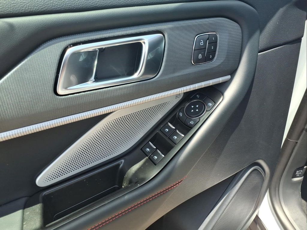 2026 FORD EXPLORER ST 缩略图 13