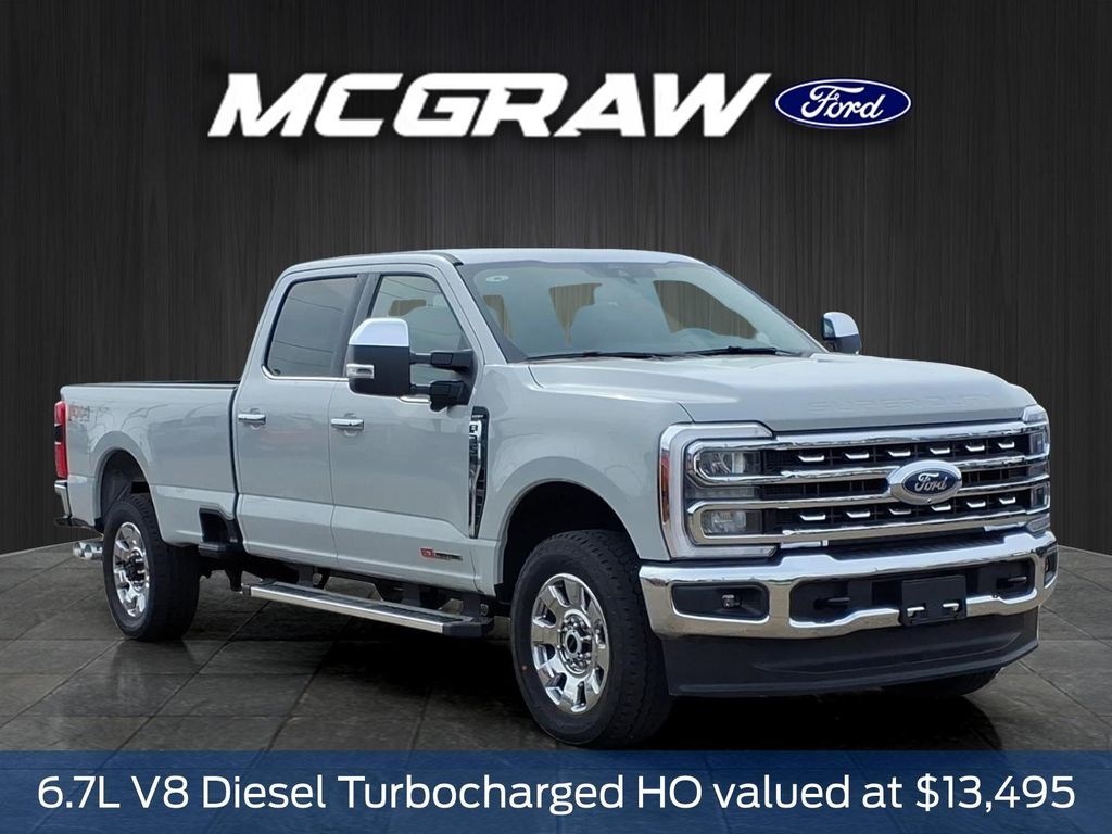 2026 FORD F-350 LARIAT photo 5