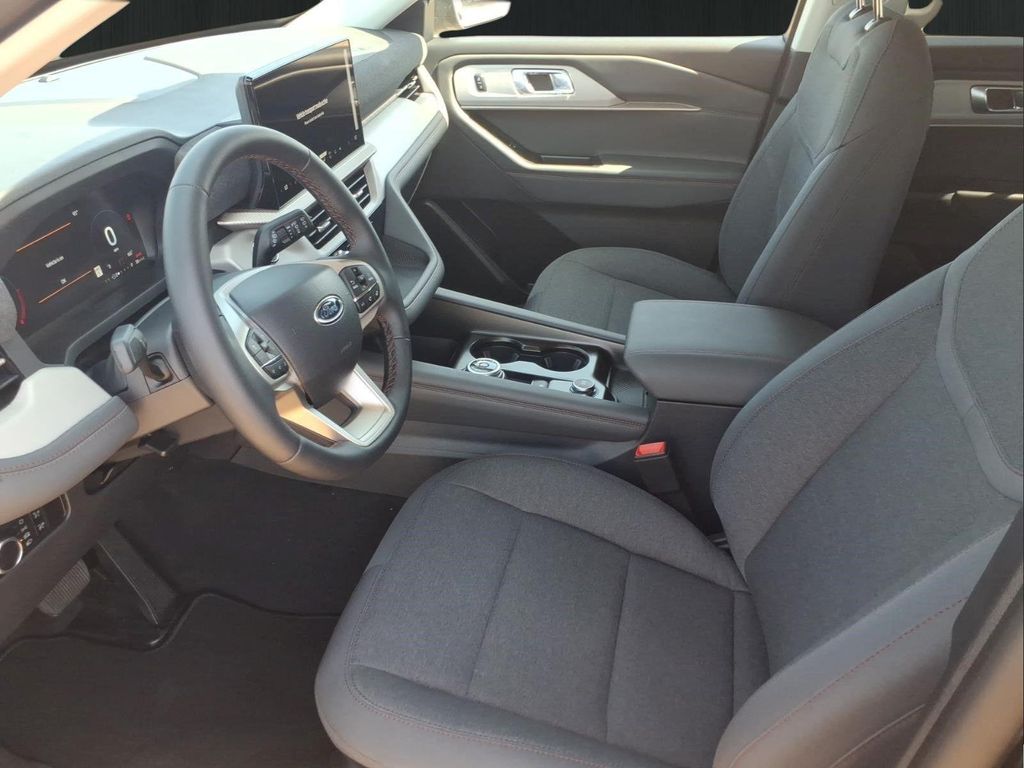 صورة مصغرة 17 لـ 2026 FORD EXPLORER ACTIVE