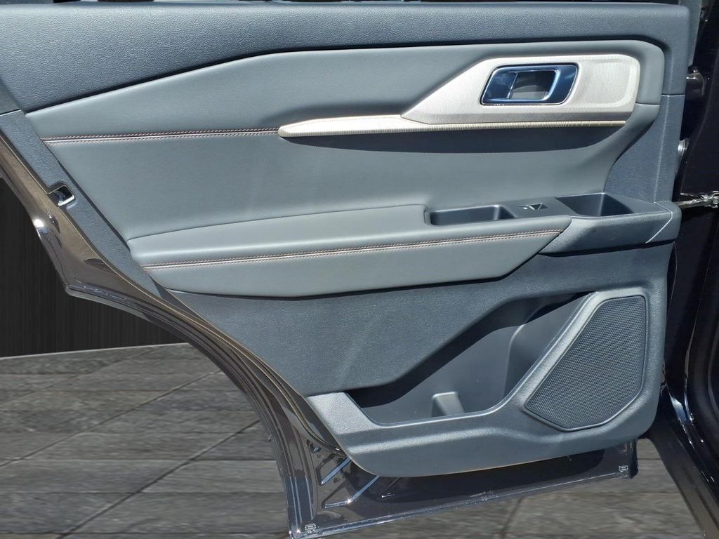 صورة مصغرة 25 لـ 2026 FORD EXPLORER ACTIVE