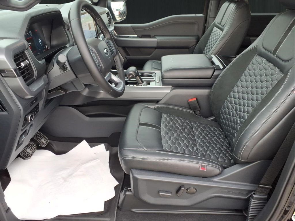 2025 FORD F-150 XLT 缩略图 16