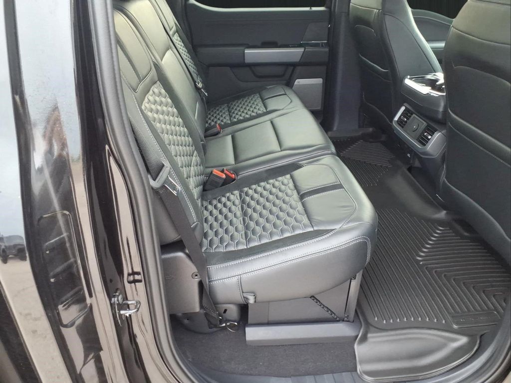2025 FORD F-150 XLT 缩略图 18