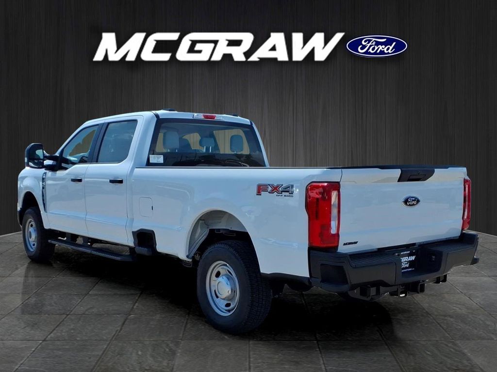 صورة 8 لـ 2026 FORD F-250 XL