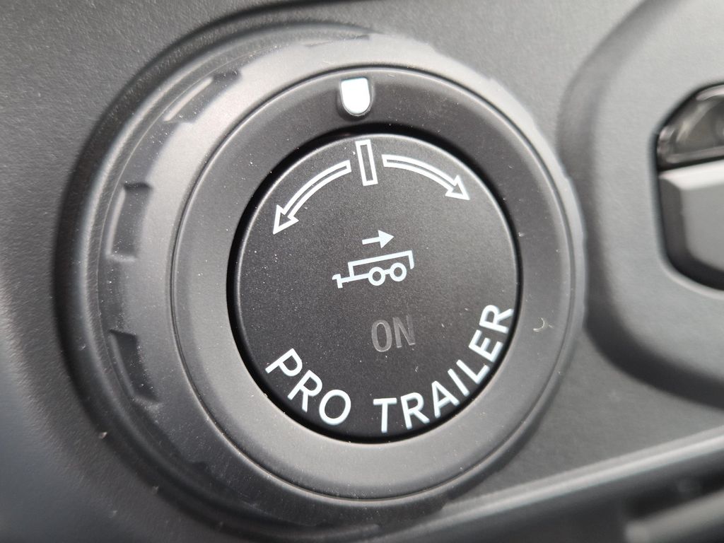 صورة مصغرة 8 لـ 2026 FORD MAVERICK TREMOR