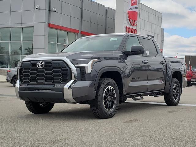 TOYOTA TUNDRA - 1