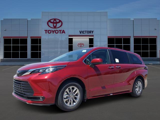 New 2026 Toyota Sienna XLE