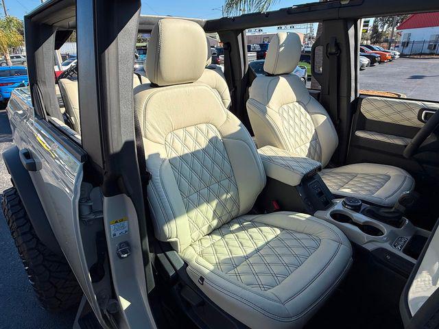 FORD BRONCO - 4
