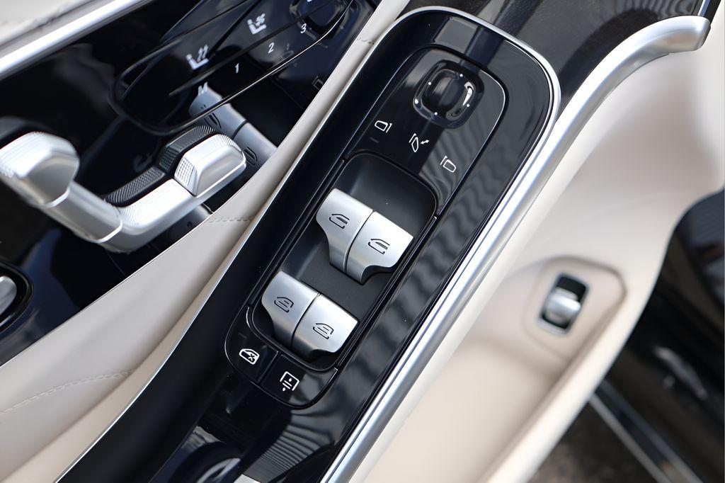 MERCEDES-BENZ S-CLASS - 10