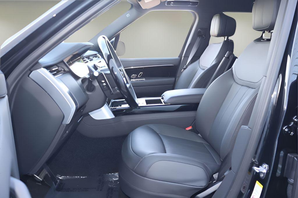 صورة مصغرة 11 لـ 2026 LAND Rover RANGE ROVER P530 SE