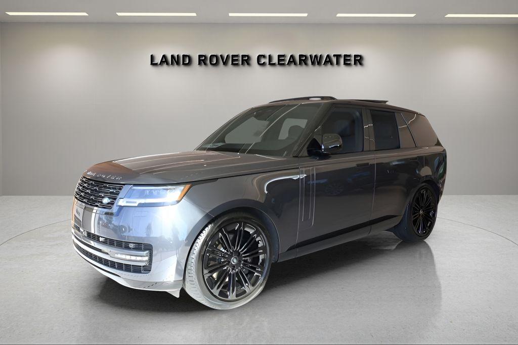New 2025 Land Rover Range Rover P530 SE
