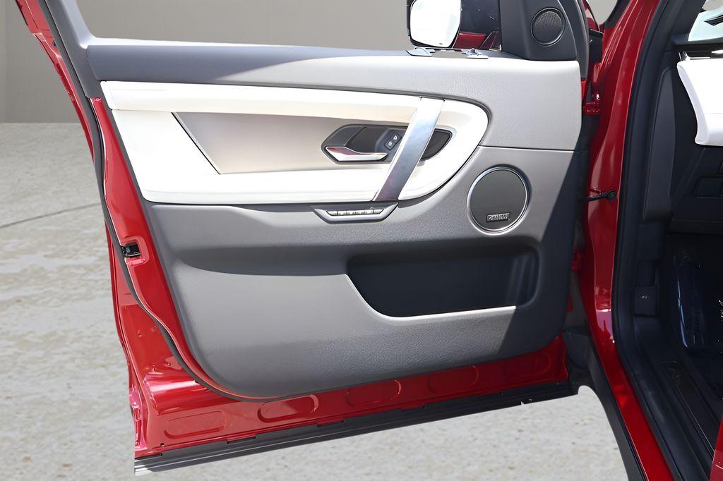 صورة مصغرة 14 لـ 2026 LAND Rover DISCOVERY SPORT LANDMARK