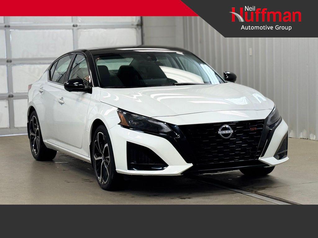 New 2026 Nissan Altima SR FWD