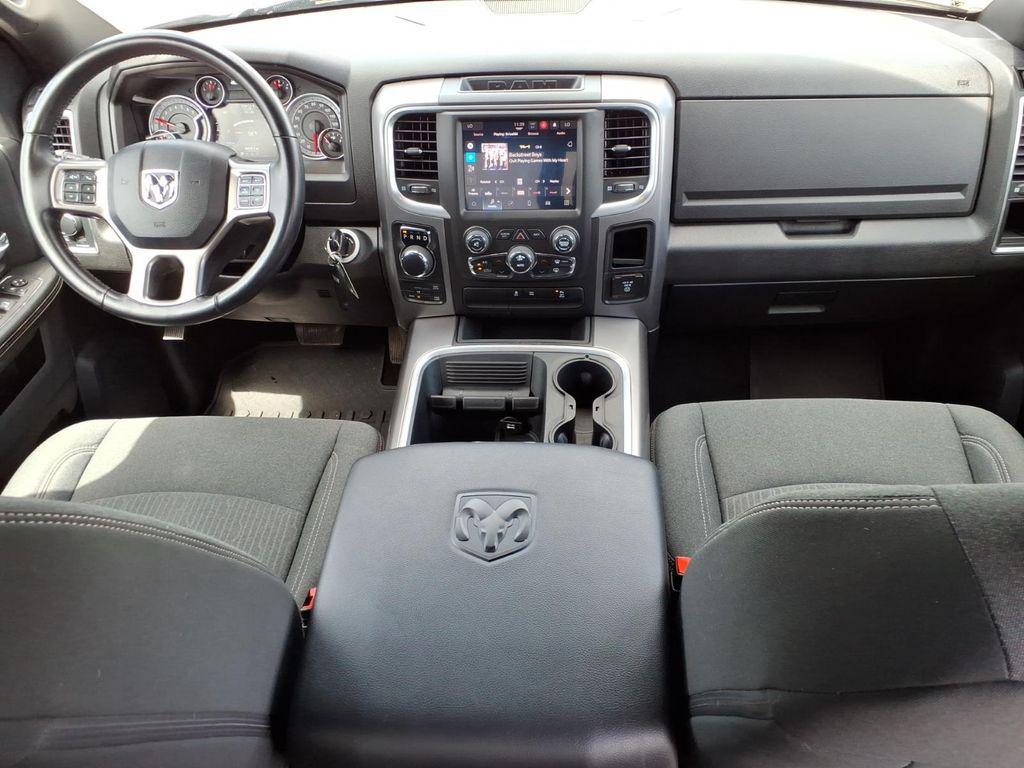 صورة مصغرة 18 لـ 2023 RAM 1500 CLASSIC SLT