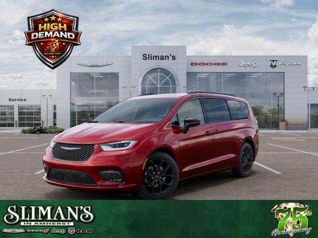 New 2026 Chrysler Pacifica Limited