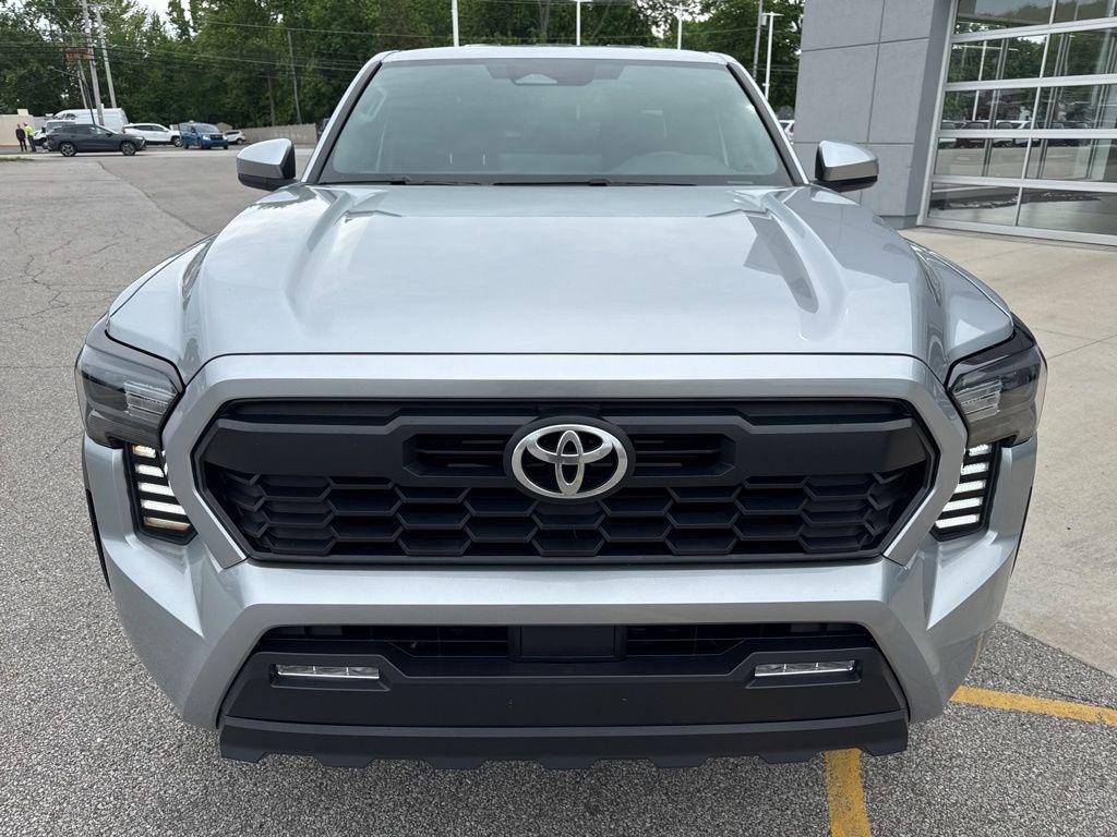 2024 TOYOTA TACOMA SR5 photo 10