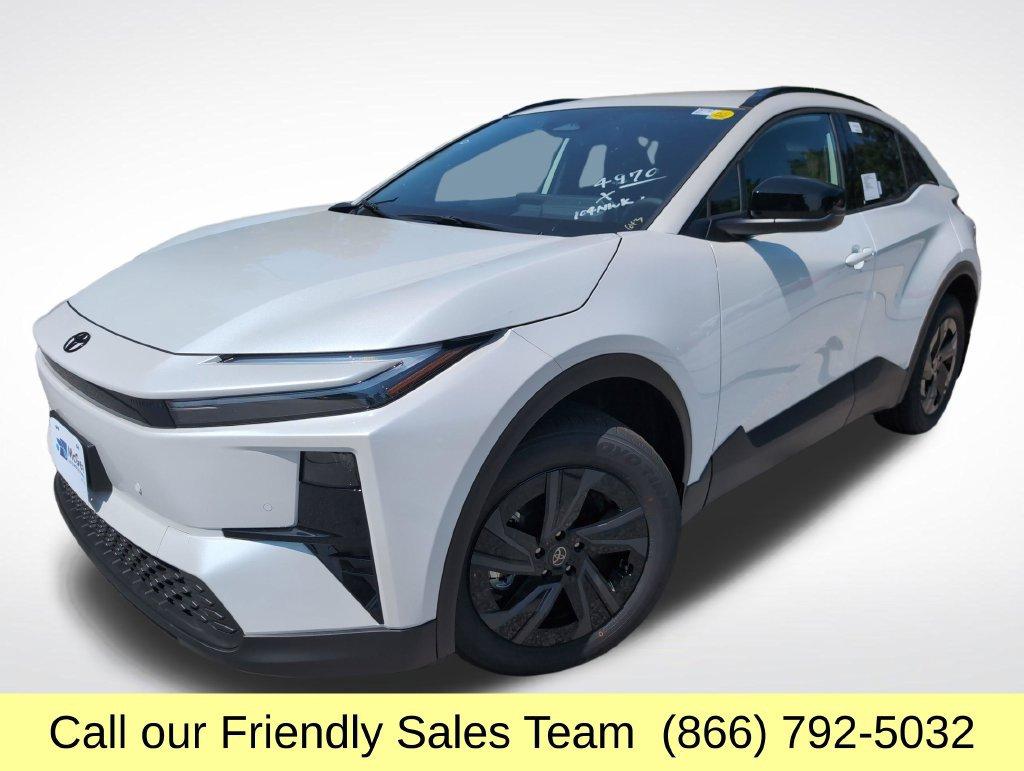 New 2026 Toyota C-HR SE
