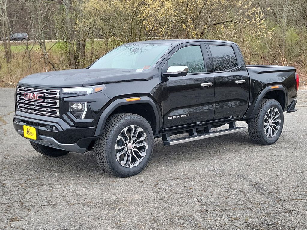 New 2026 GMC Canyon Denali