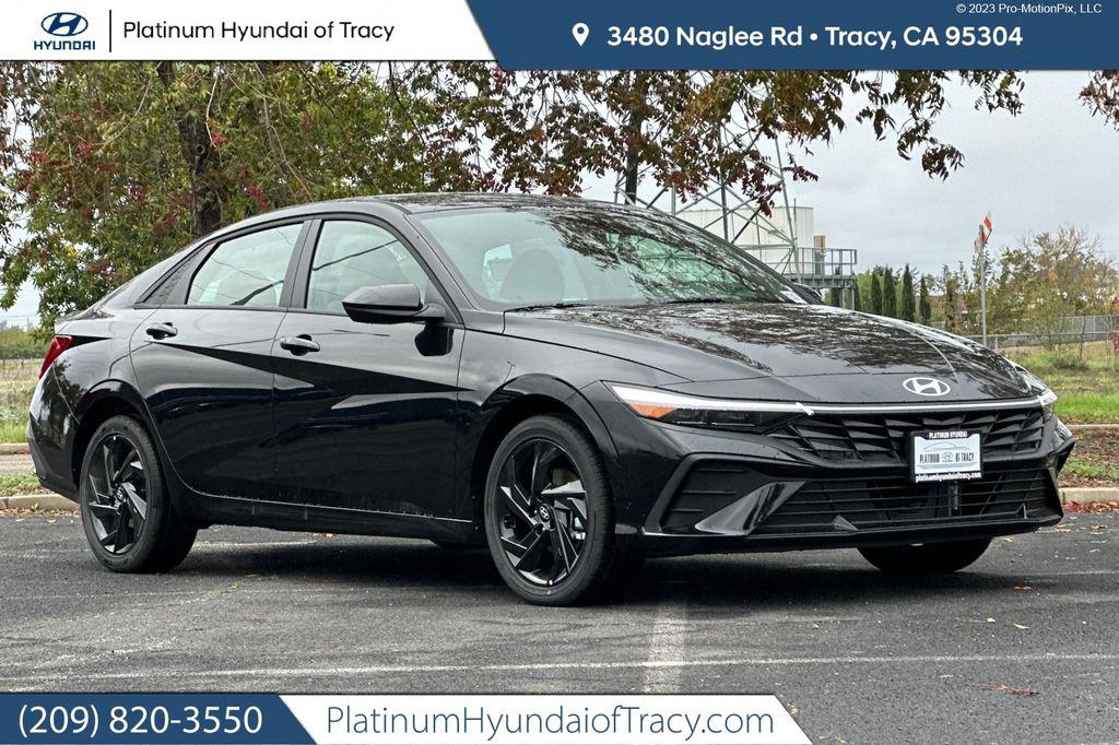 New 2026 Hyundai ELANTRA HEV SEL Sport