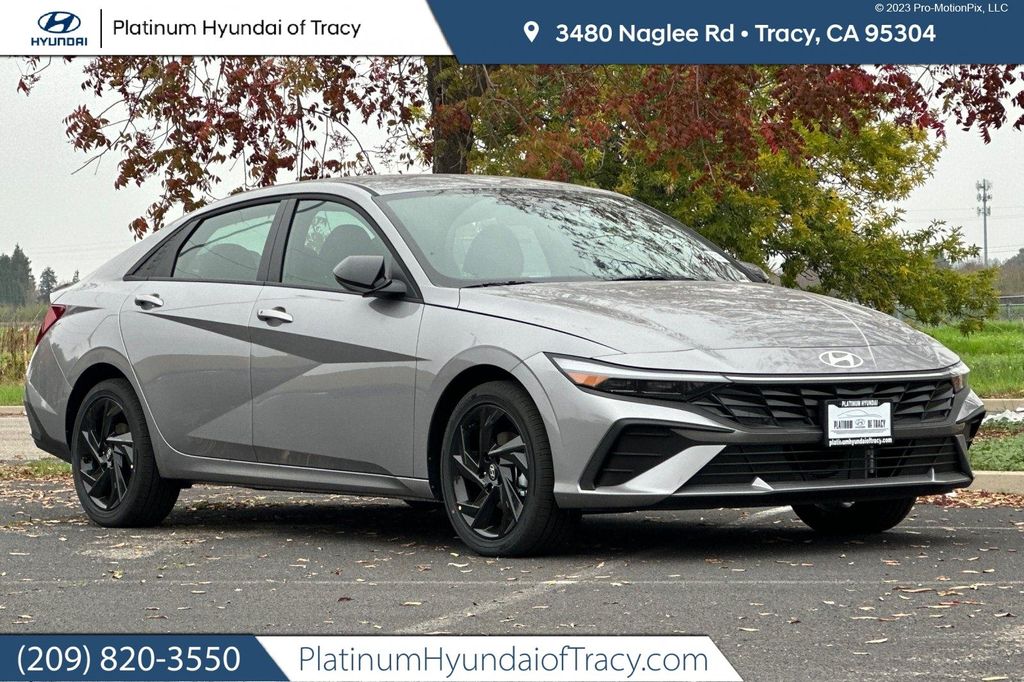 New 2026 Hyundai ELANTRA HEV SEL Sport